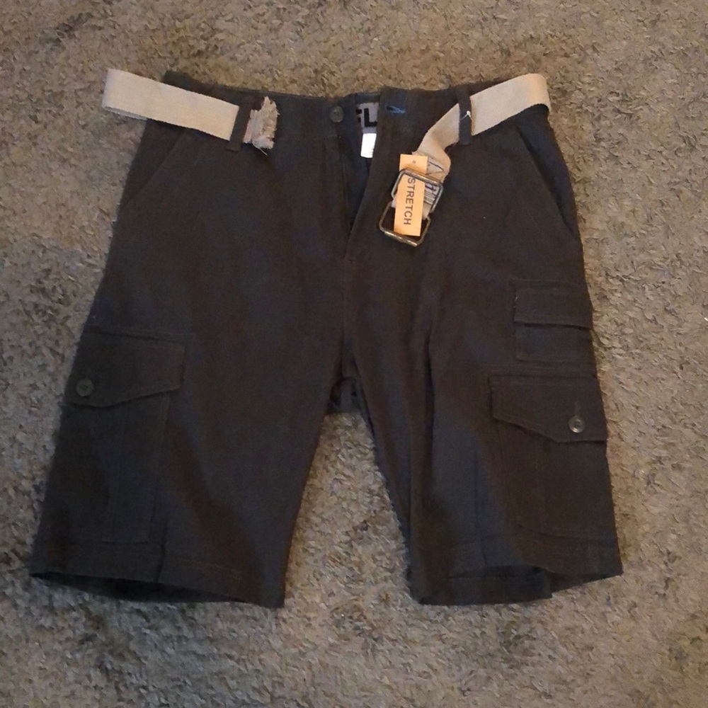Flex fit cargo shorts